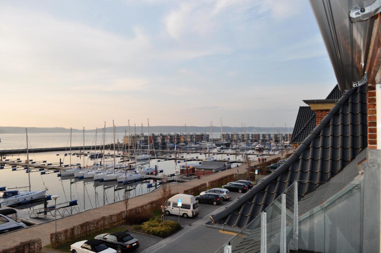 Fewo1846 - Baltic Lodge - Komfortable Maisonettewohnung Mit 3 Schlafzimmern, Balkon Und Blick Auf Die Marina Sonwik Фленсбург Экстерьер фото